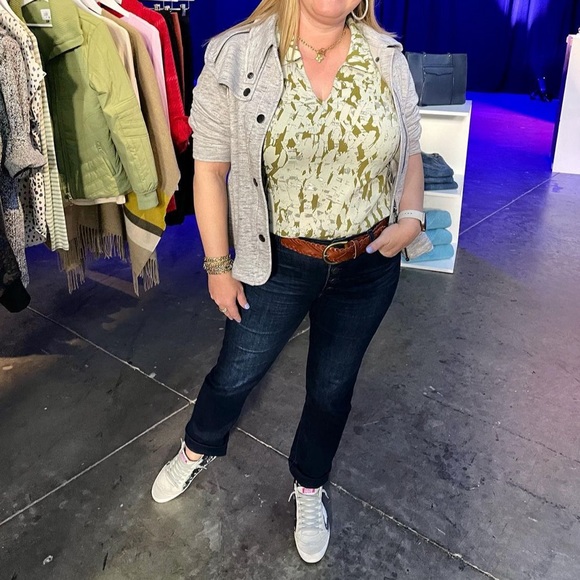 Cabi Flurry Top (style 4356) - Picture 12 of 13